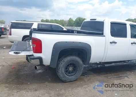 2008 Chevrolet Silverado 2500Hd Lt1 z USA, uszkodzony, nr VIN 1GCHK23K38F184901